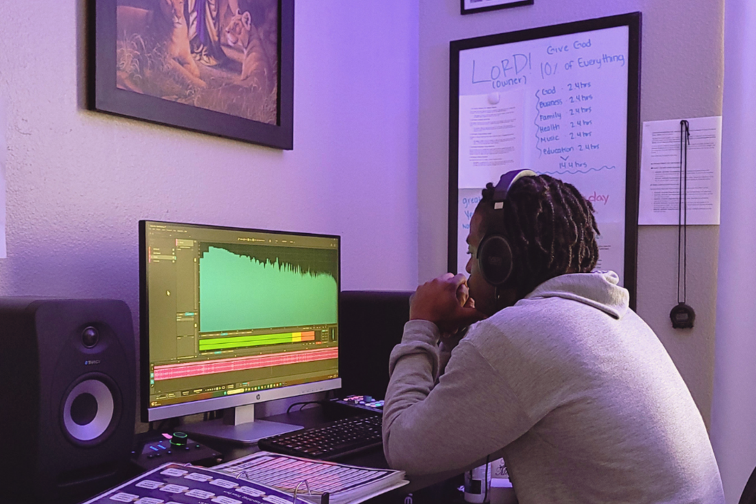 Lemon Boom Box | How Music Production & Engineering Connect to Natural Beauty