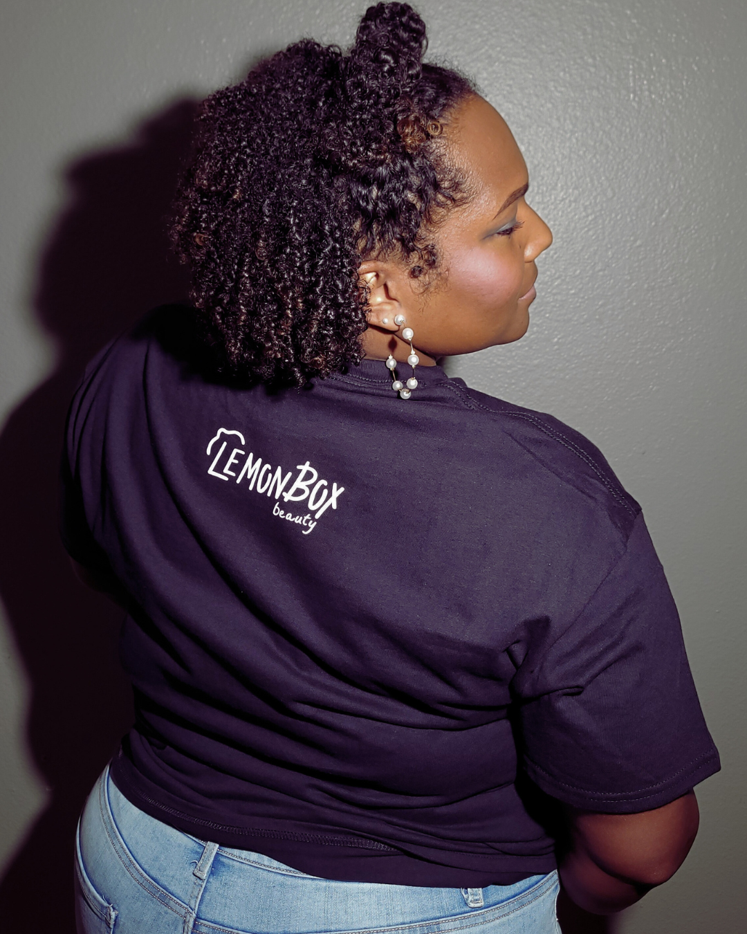 Beauty Plug T-shirt | Lemon Box Beauty Apparel